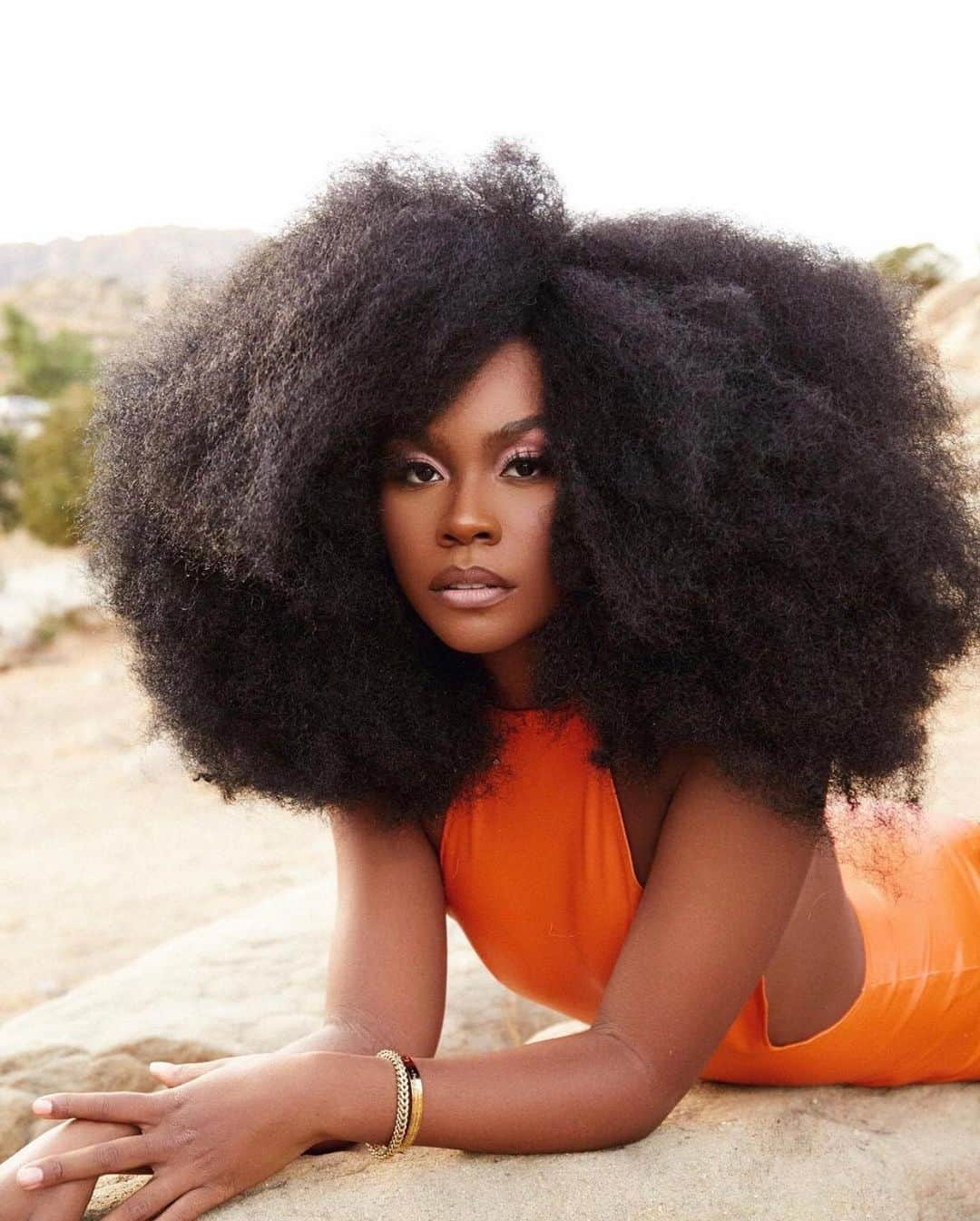 タイラ・バンクスのインスタグラム：「You know when you’re scrolling through IG and something special about somebody just makes you stop. Well, this happened to me today. Ain’t she just a beauty? TyTy sees you @choycebrown. 💛」