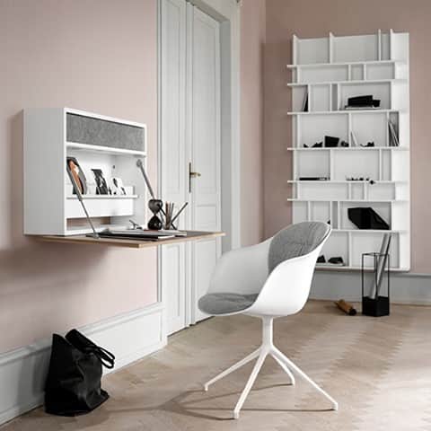 BoConceptのインスタグラム：「Close your eyes to that 2020 clutter. Now imagine everything stored neatly in its place. Ah, feels nice, right?   Cupertino desk from £699  Adelaide chair from £701  Como wall system from £1,589  #boconcept #liveekstraordinaer #danishdesign #decluttering #storage #homeinspiration #homeoffice #wfh」