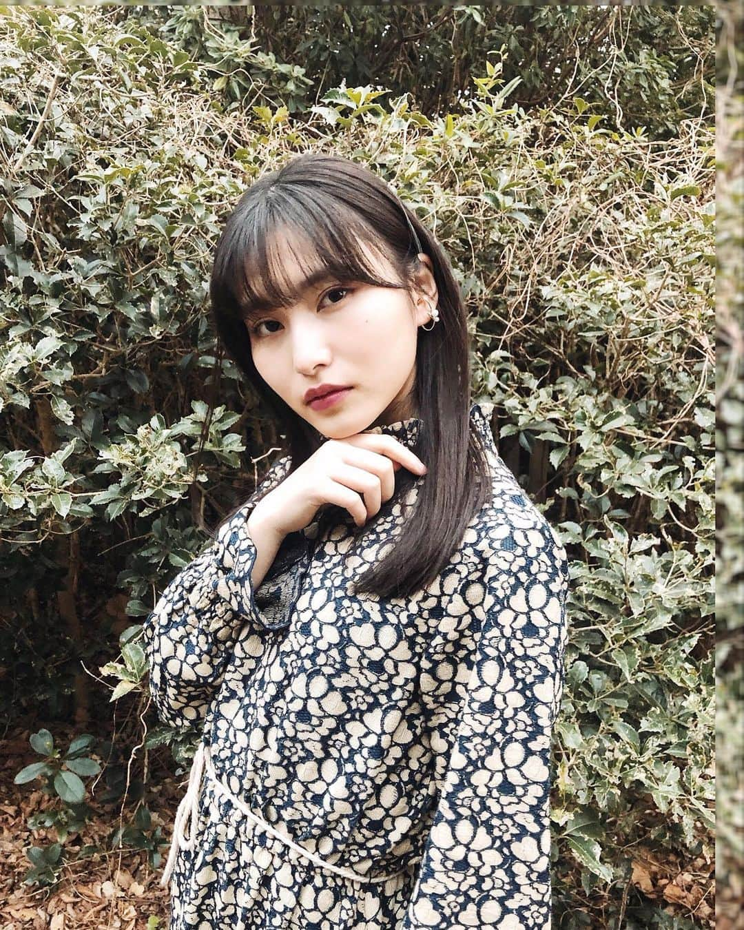 福岡聖菜さんのインスタグラム写真 - (福岡聖菜Instagram)「ダークトーン  ふと写真を見てたら めずらしい表情に出会ったので🥀  #まどろむ3時のワンピース  #lebeccaboutique  #laymee #orientaltraffic  #ワンピースコーデ #akb48  #せいちゃんの私服日記」1月25日 22時15分 - seina___ff