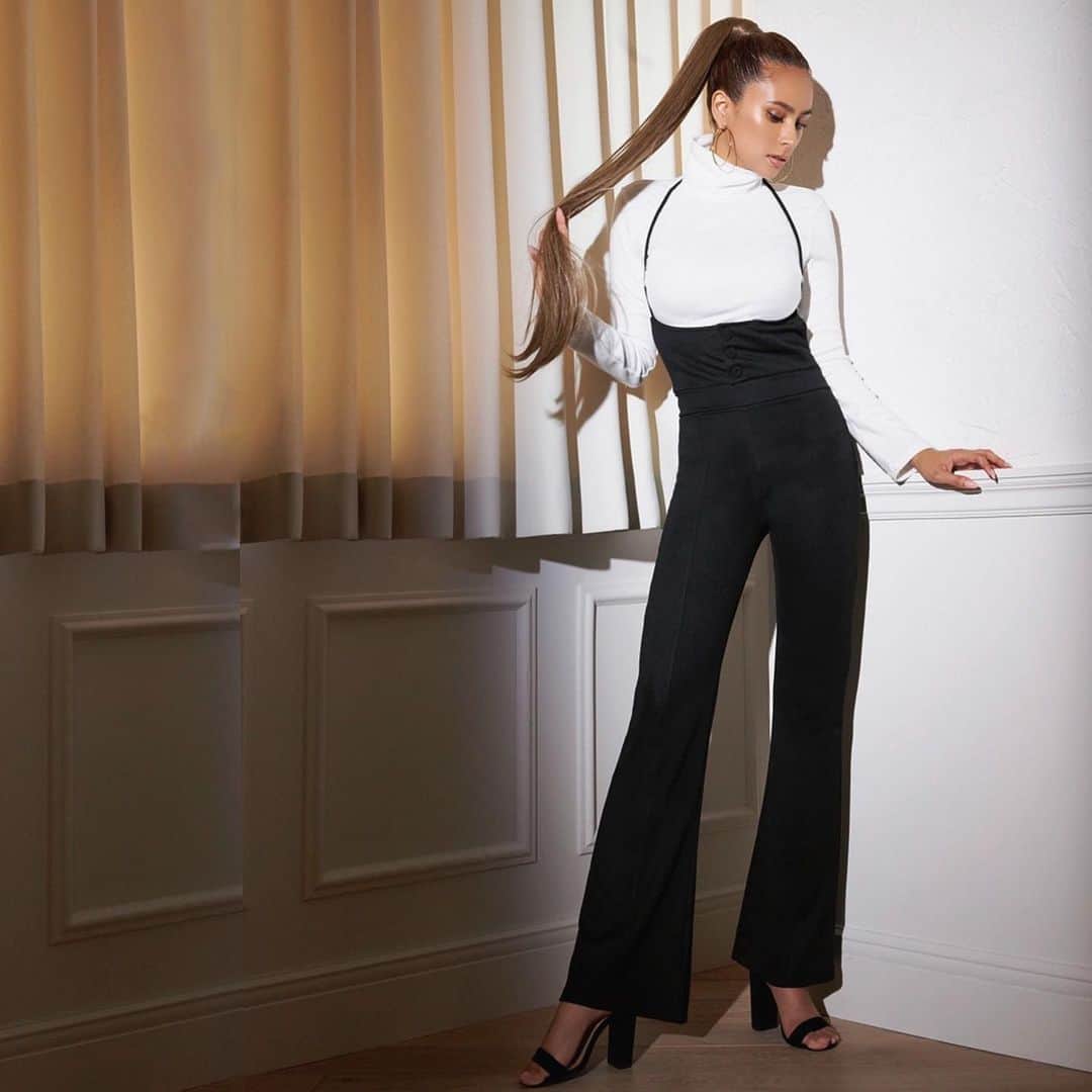 ANELA TOKYOのインスタグラム