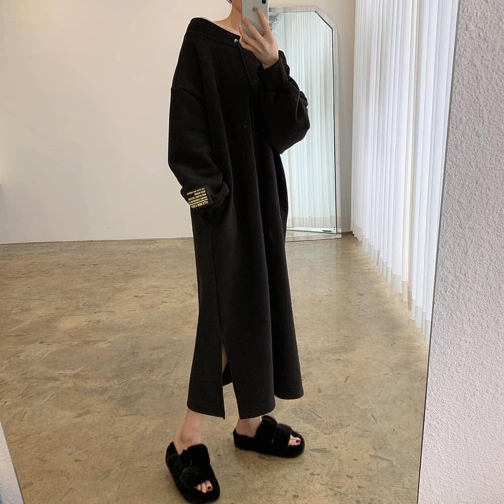 SweetHeart ショップさんのインスタグラム写真 - (SweetHeart ショップInstagram)「韓国ファッション ロングワンピース SHD552401  (￥3,360)  新作アイテムか 入荷  #プルオーバー #スウェット #フェミニン #フェミニンコーデ #オーバーサイズ #大人ガーリー #ガーリー #snidel #プチプラ #プチプラファッション #l4l #プチプラコーデ #秋ファッション #l4f #秋コーデ #ザラジョ#ママファッション #baseec #ザラ #ユニクロ #ジーユー #lfl #スナイデル #今日のコーデ #レディースファッション」1月25日 22時31分 - sweetheartstore0711