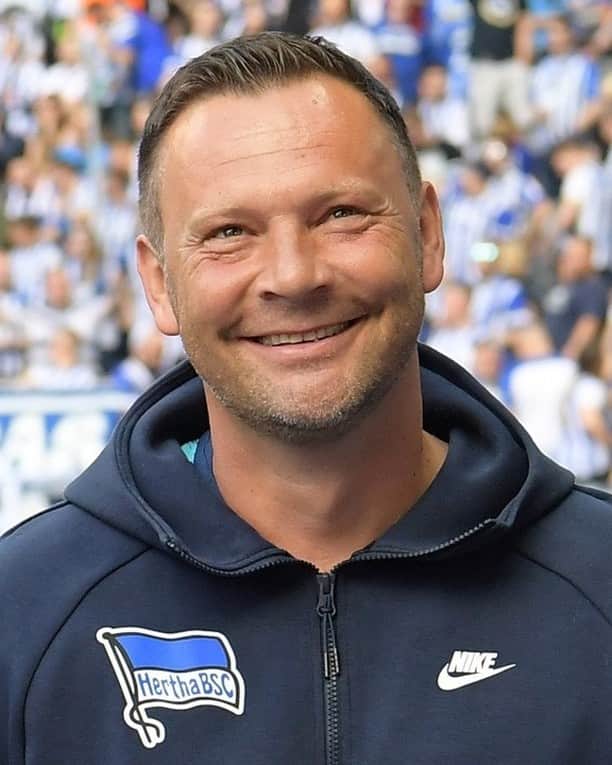ヘルタ・ベルリンのインスタグラム：「Pál Dárdai ist zurück! Der 44-Jährige übernimmt ab sofort das Traineramt bei unserer Bundesliga-Mannschaft. Assistieren werden ihm 'Zecke' Neuendorf und Admir Hamzagić!  . . #HaHoHe #herthabsc」