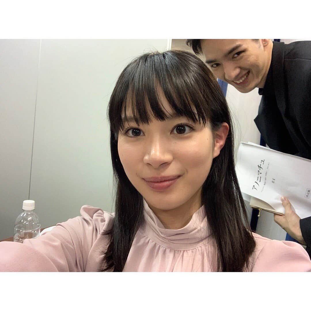 関水渚さんのインスタグラム写真 - (関水渚Instagram)「こんばんはなぎさだよ🌼  アノニマス第1話ありがとうございました〜！ オンエアされるまでドキドキでした〜😖！ 楽しんでいただけたでしょうか？😮  今日の写真は〜、自撮りしてたら指対メンバーの清水くんがひょっこりしてくれました😆  この後は、清水くん主演のアノニマチュもparaviでお楽しみください😊 指対メンバー全員出てます😼  #清水尋也 さん #アノニマス #アノニマチュ #碓氷咲良」1月25日 23時10分 - nagisa_sekimizu