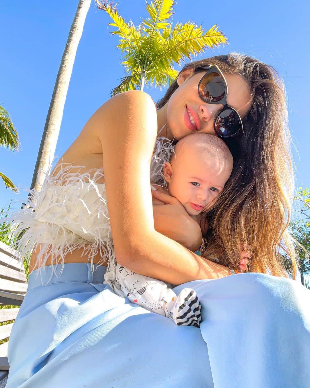 Alexandra M Rodriguezのインスタグラム：「Our little Buddha turned 4 months as papa turned 35 🎉 #Lucky24   Celebrating a lifetime of happiness health and prosperity! @places.ceo   Fun fact, over 6 family members birthday’s fall on the 24th.  Also, all three males in our household are air signs.  Aquarius ♒️ Gemini ♊️ & Libra ♎️  Is that crazy or what?  Cheers!」