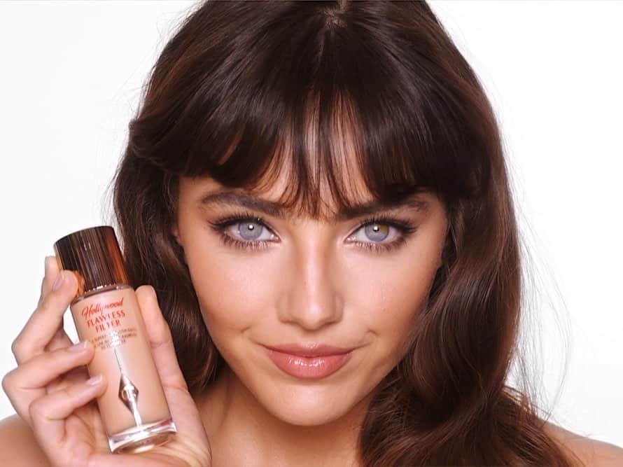Amelia Zadroのインスタグラム：「Ain’t no glow like a @ctilburymakeup glow ✨✨✨」