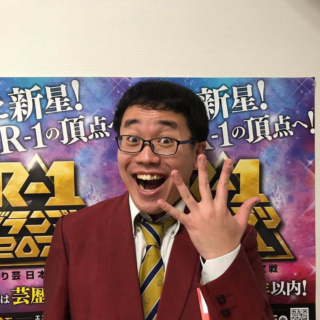 パーマ大佐さんのインスタグラム写真 - (パーマ大佐Instagram)「R-1グランプリ2021、二回戦でした！！！ 何とか準々決勝進出できました🙇‍♂️  準々決勝も頑張ります！  #パーマ大佐  #r1グランプリ  #2回戦でした  #準々決勝も  #頑張ります」1月25日 23時43分 - pa_mataisa