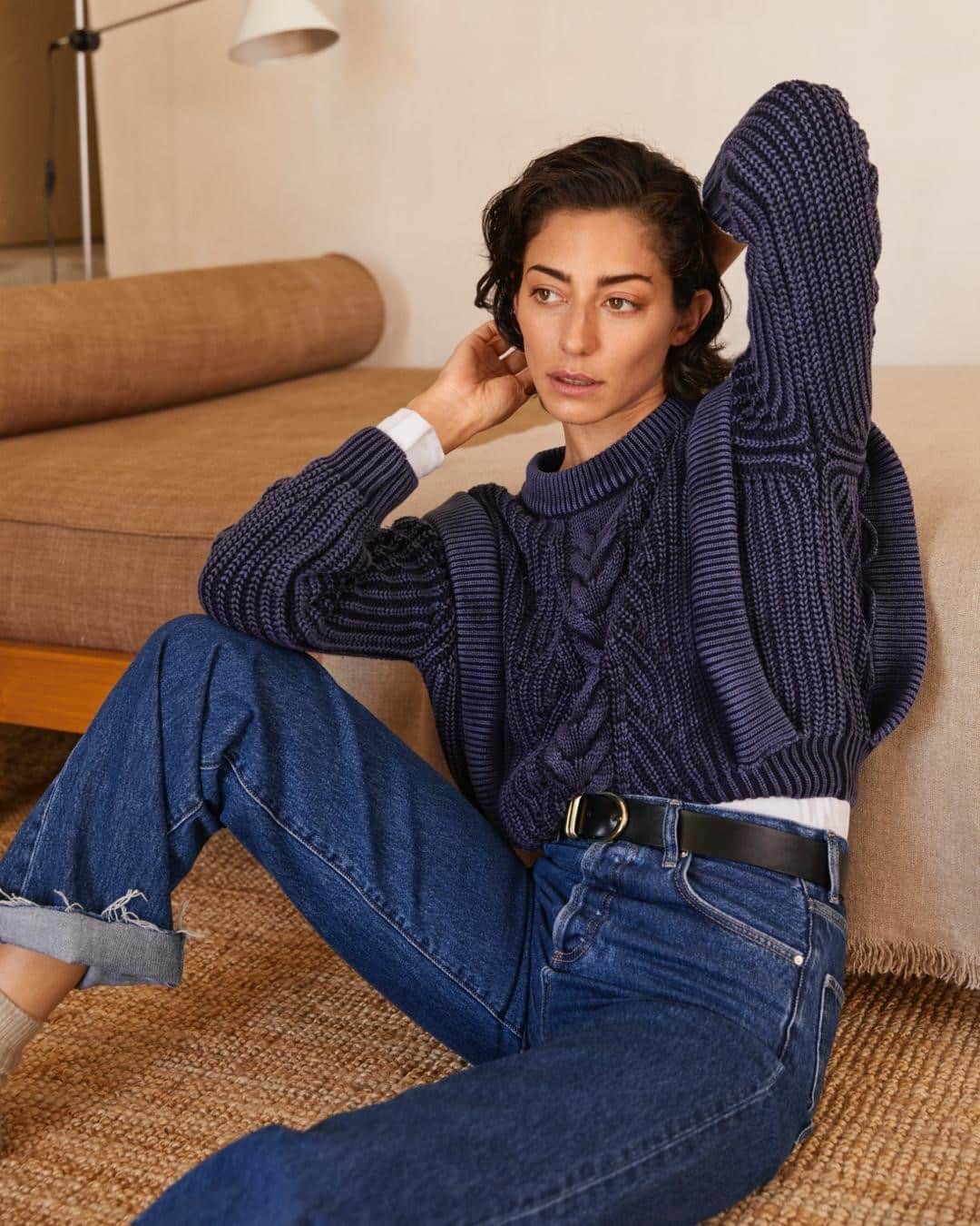 MANGOさんのインスタグラム写真 - (MANGOInstagram)「A STEP INTO INDIGO • This deep and intense shade of blue colours our new collection. Check out mango.com and travel with us to somewhere in the middle of the Mediterranean.⁣ Sweater: 87004056 Belt: 87000163 Jeans: 77049220 #MangoCollection」1月26日 0時32分 - mango