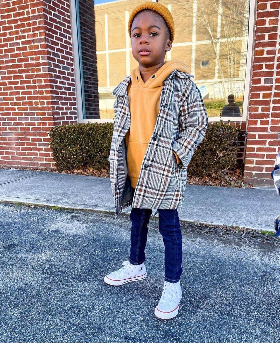 Kidz Fashionのインスタグラム：「🧡 by @raisingdodsters #kidzfashion」
