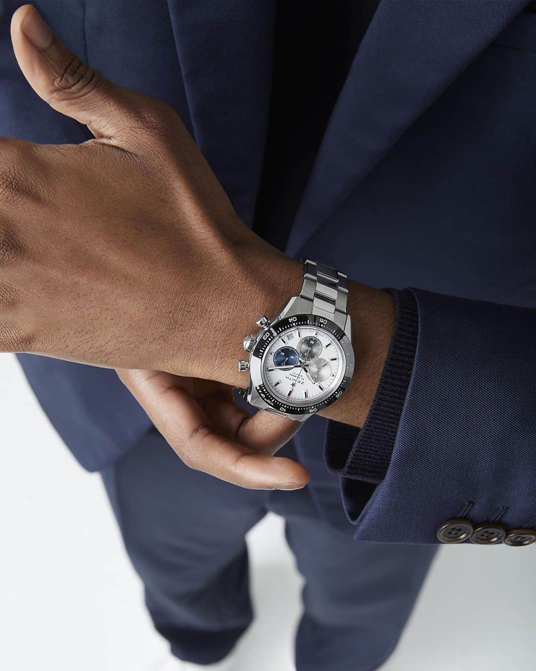 LVMHさんのインスタグラム写真 - (LVMHInstagram)「Following on the success of the inaugural edition of LVMH Watch Week  last year, the Group’s watchmaking Maisons #Bvlgari , #Hublot and #ZenithWatches are sharing their latest creations and developments with press, industry professionals and clients around the world to start the year on a positive momentum. ​  ​  Discover @ZenithWatches brand new #ChronomasterSport. When designing the Chronomaster Sport, Zenith sought inspiration from its long tradition of chronograph wristwatches spanning nearly 60 years. The result is a holistic, integral whole that is unmistakably Chronomaster - right down to the smallest detail. ​  ​ #LVMH #ZenithWatches #LVMHWatchWeek」1月26日 2時57分 - lvmh