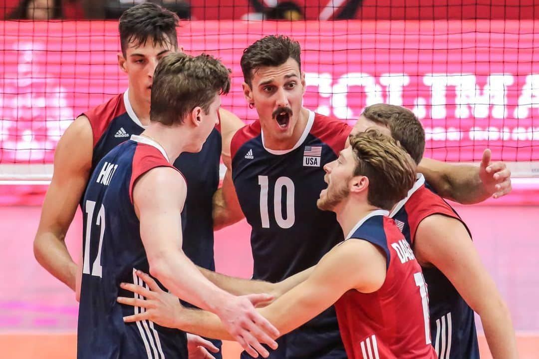 USA Volleyballさんのインスタグラム写真 - (USA VolleyballInstagram)「Watch out for the 👨🏻 doing big things in South Korea! What’s your favorite @kyru15 highlight?  📹 @volleyballworld」1月26日 3時08分 - usavolleyball