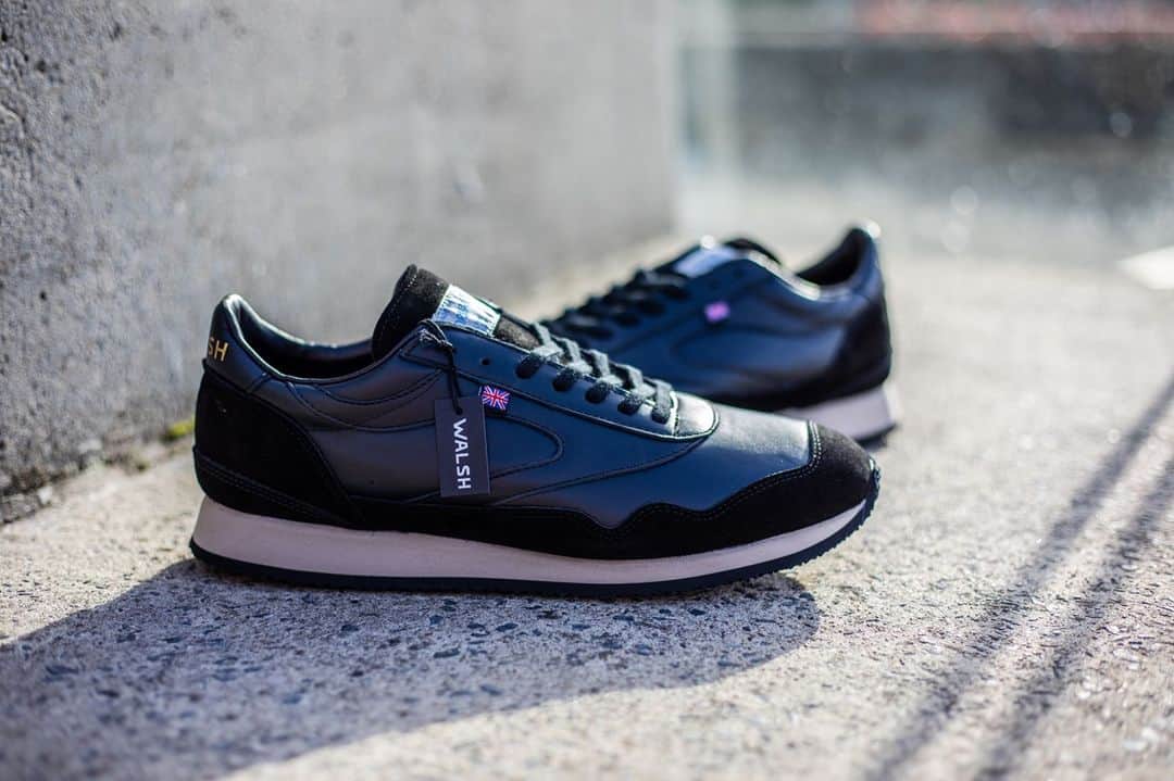 ウォルシュのインスタグラム：「Final Sizes remain in the Ensign Classic Leather Range  #normanwalshuk #normanwalsh #britishmanufacturing #madeinbritain #ukmfg #shoes #footwear #sneakers」