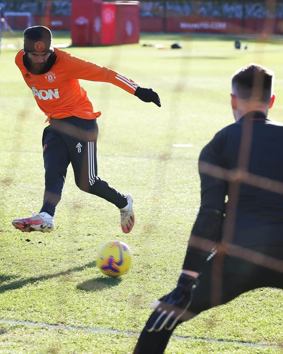 マンチェスター・ユナイテッドさんのインスタグラム写真 - (マンチェスター・ユナイテッドInstagram)「Finishing drills on point 👌 #MUFC #PremierLeague」1月26日 3時43分 - manchesterunited