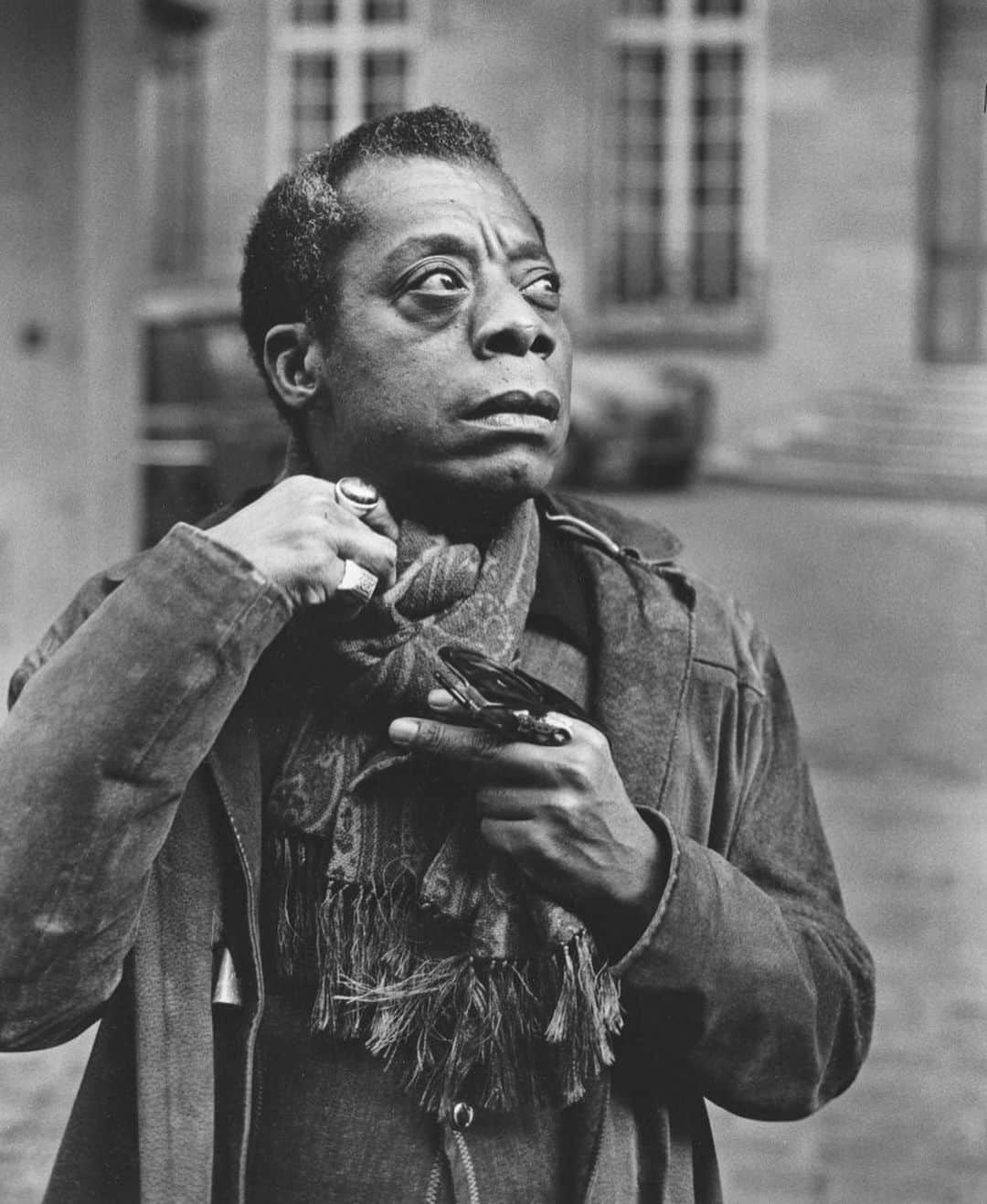 コモンさんのインスタグラム写真 - (コモンInstagram)「“The role of the artist is exactly the same as the role of the lover. If I love you, I have to make you conscious of the things you don’t see. The war of an artist with his society is a lover's war, and he does, at his best, what lovers do, which is to reveal the beloved to himself and, with that revelation, to make freedom real." James Baldwin.」1月26日 4時30分 - common