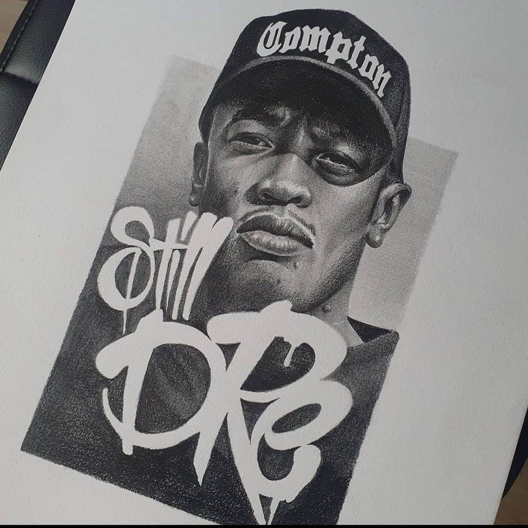 Art Collective Magazineさんのインスタグラム写真 - (Art Collective MagazineInstagram)「Still DRE - killer pencil drawing by @jamestman 💥 Give him a follow for more great drawings and tattoos ✏️ ⚡️  #artnerdsupport #artnerd #artcollective #pencil #drawing #drdre #stilldre #nwa」1月26日 4時38分 - art_collective
