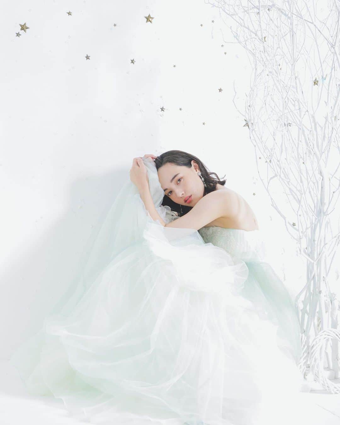 CLAIREのインスタグラム：「真っ白な世界で✨ ・ @clairebridalstudio」