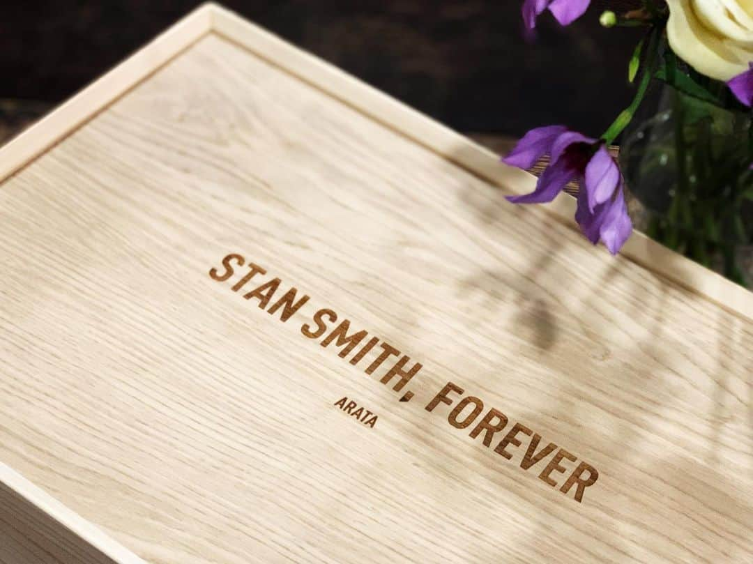 井浦新さんのインスタグラム写真 - (井浦新Instagram)「✴︎ Thank you adidas.  STAN SMITH,FOREVER  #adidas #stansmithforever」1月26日 16時08分 - el_arata_nest