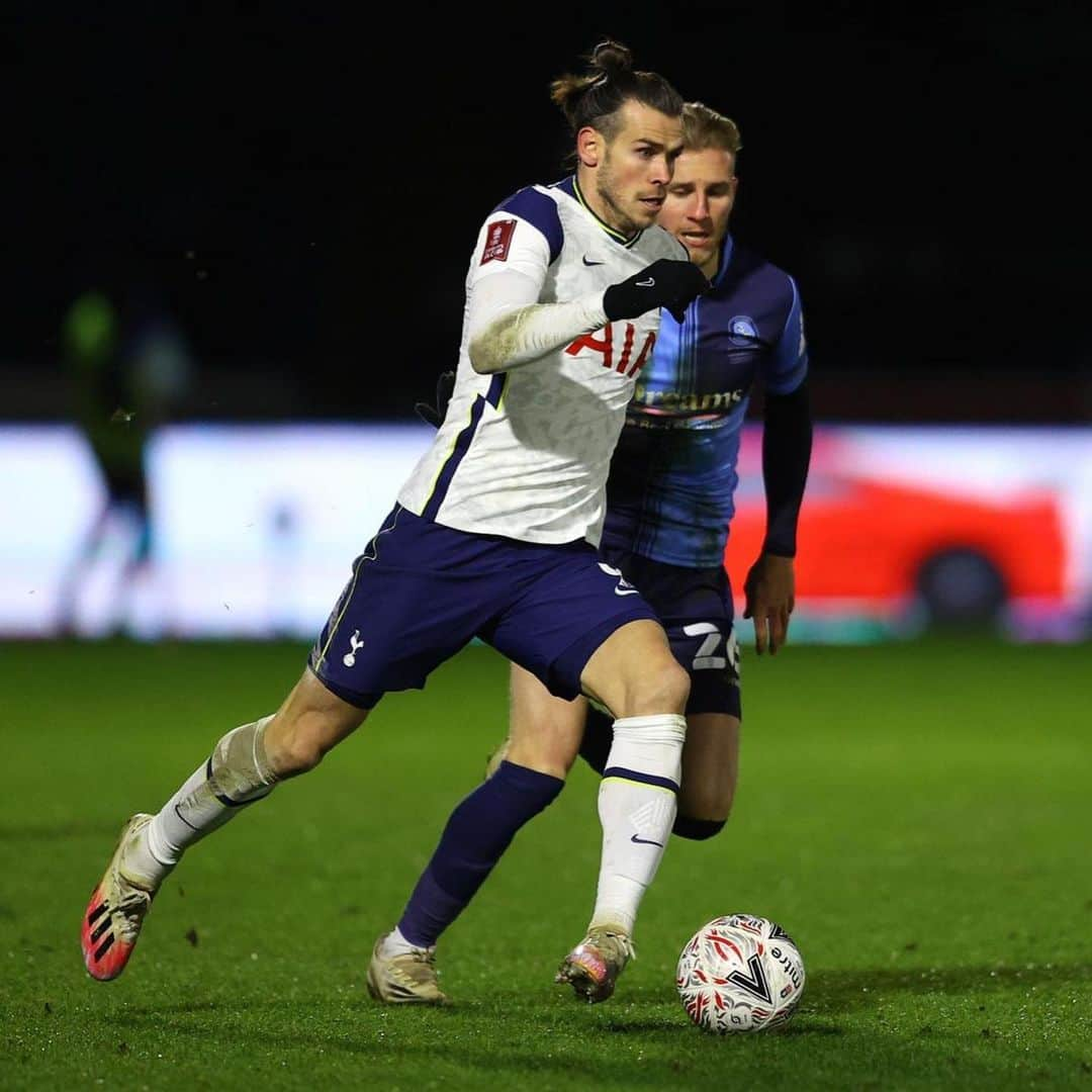 ガレス・ベイルさんのインスタグラム写真 - (ガレス・ベイルInstagram)「Next round 💪🏼⚽️ @spursofficial」1月26日 7時45分 - garethbale11