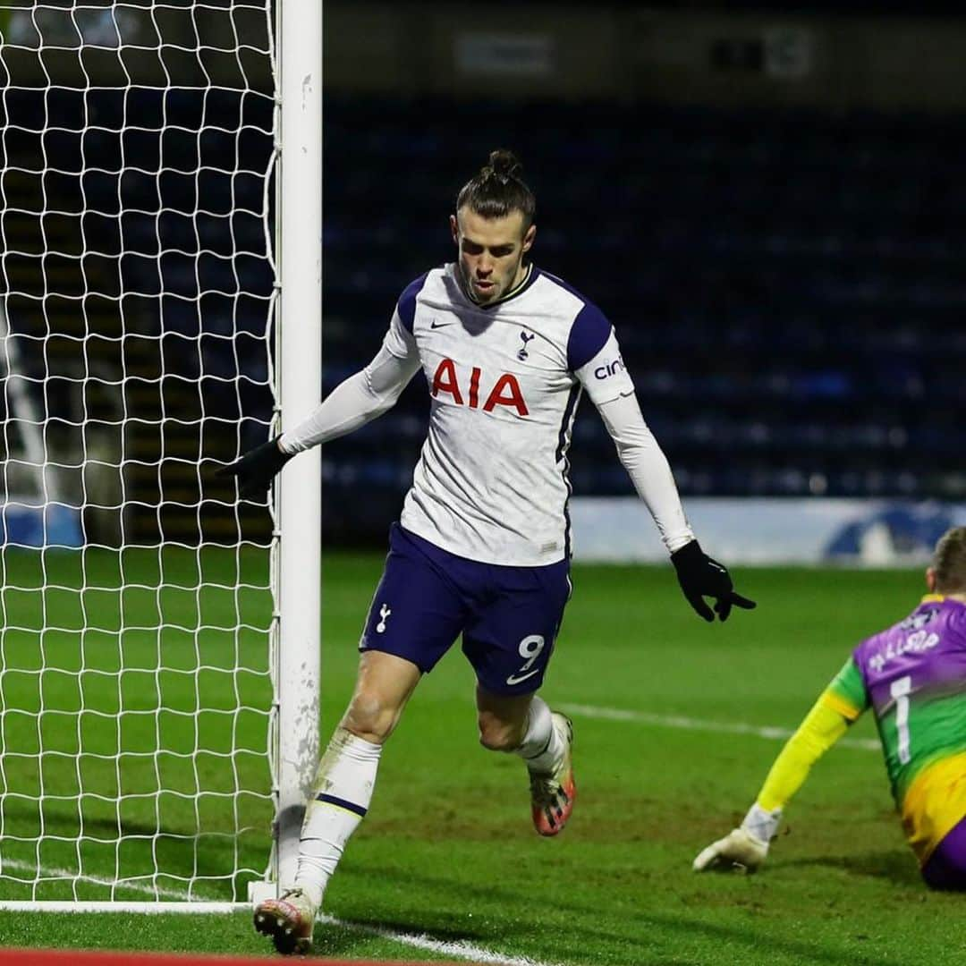 ガレス・ベイルさんのインスタグラム写真 - (ガレス・ベイルInstagram)「Next round 💪🏼⚽️ @spursofficial」1月26日 7時45分 - garethbale11