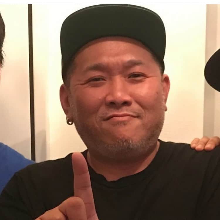 HI-Dのインスタグラム：「萩さん、沢山沢山優しいお言葉をありがとうございました。 みんなの言う通り、萩さんは会場のピリついた中でも癒しの存在でした。 音楽を愛し、地元勢からライバル同士まで平等に優しく見守りサポートしてくれる僕らの味方でした。本当に、本当にありがとうございました。心よりご冥福をお祈りいたします。🙏」