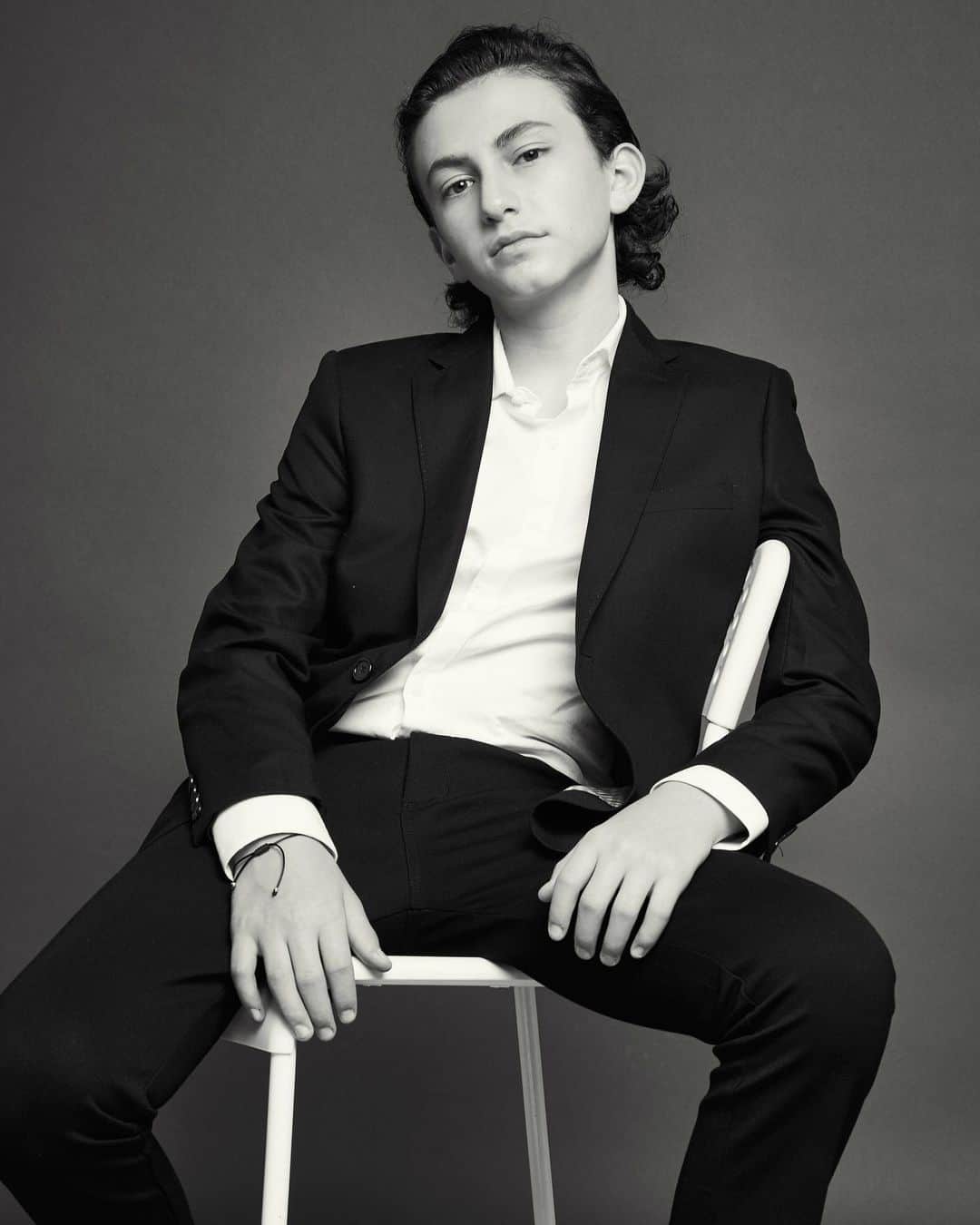 オーガスト・マトゥーロのインスタグラム：「ask me a question」