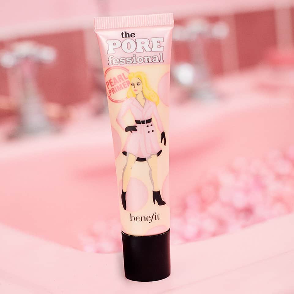 Benefit Cosmeticsさんのインスタグラム写真 - (Benefit CosmeticsInstagram)「Mondays made brighter with our The POREfessional: Pearl Primer! 💕😍 Our soft-radiance face primer minimizes the look of pores and helps skin look bright, boosted and awake! #benefit」1月26日 10時07分 - benefitcosmetics