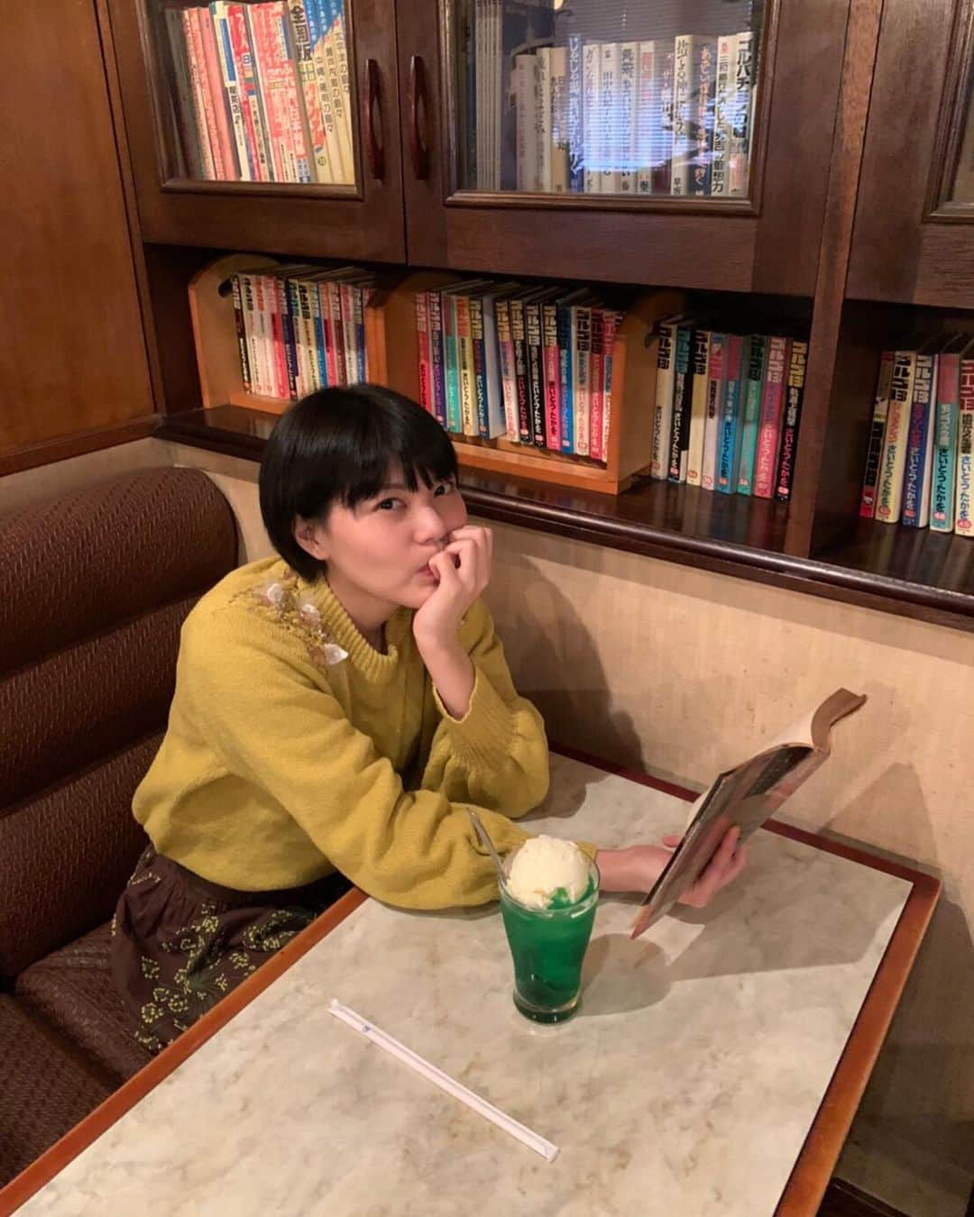 Megu さんのインスタグラム写真 - (Megu Instagram)「いとしげな佐渡の感想たくさんありがとう〜❣️うれしいな😘☕️」1月26日 10時24分 - megu_negicco