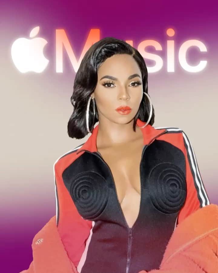アシャンティのインスタグラム：「Hey y’all make sure you check out my new single “2:35” (I want you) on the #RnBNow Playlist on @applemusic http://apple.co/AshantiOnRnBNow ❤️」