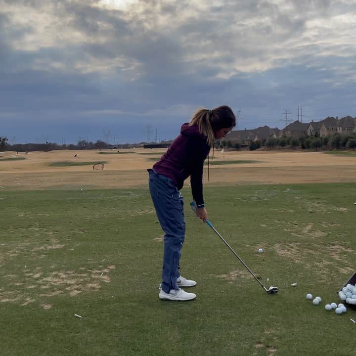 ジェリーナ・ピラーのインスタグラム：「Gearing up for the season 💪🏼💪🏼」