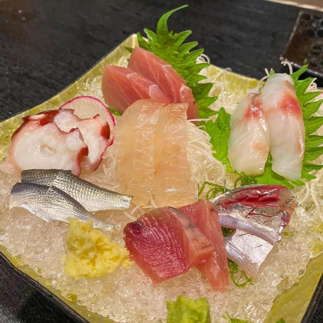 MagicalTripのインスタグラム：「Hello! This is MagicalTrip @magicaltripcom. Are you missing trips to Japan? Hopefully, sooner or later we will get to meet again! We are offering a new bar hopping tour in Iwaki, Fukushima!  First photo: Iwaki is well known for its abundance of fresh seafood. In this tour, you will get to eat fresh sashimi, and seafood tempura including the local delicacy, the "Mehikari".  Second: We will take you to hidden bars, and taverns. In these places, you will get to sample some Fukushima sake.  Third: We will take you to the legendary "Dawn Market" (Yoake Ichiba), a symbol of hope and prosperity.  If you’re interested, please check out via our bio! @magicaltripcom  #magicaltrip #magicaltripcom #magicaltripjapan #fukushima #fukushimafood #fukushimatravel #fukushimalocal #discoverfukushima #iwaki #fukushimafoodguide #tokyotrip #tokyotravel #tokyotour #tokyotours #tokyolocal #discovertokyo #tokyojapan #tokyofoodie #tokyofoodies #tokyofoodporn #tokyofoodguide #tokyofoodtour #tokyofoodtrip #tokyofoodblogger #tokyofooddrinktour #tokyofoodfile #seafood #tokyofoodtour #japanfood #japanfoodie」