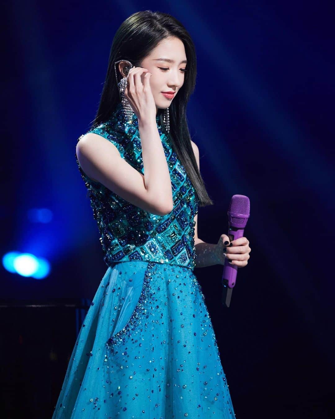 美岐のインスタグラム：「🎹」