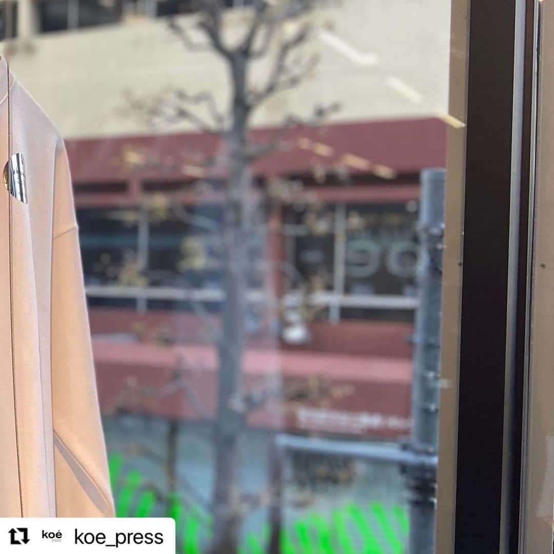 コエのインスタグラム：「#Repost @koe_press ・・・ new new new 2021ss @koe_official  ・ ・ ・ ジェンダーレスクルーネックプルオーバー 2,990+tax ・ size:S,M,L,XL ・ ・ koeでは只今春の新作商品多数入荷しております。 このほかにも新しいテイストの商品も ご用意しておりますので、 ぜひチェックしてみてください。」