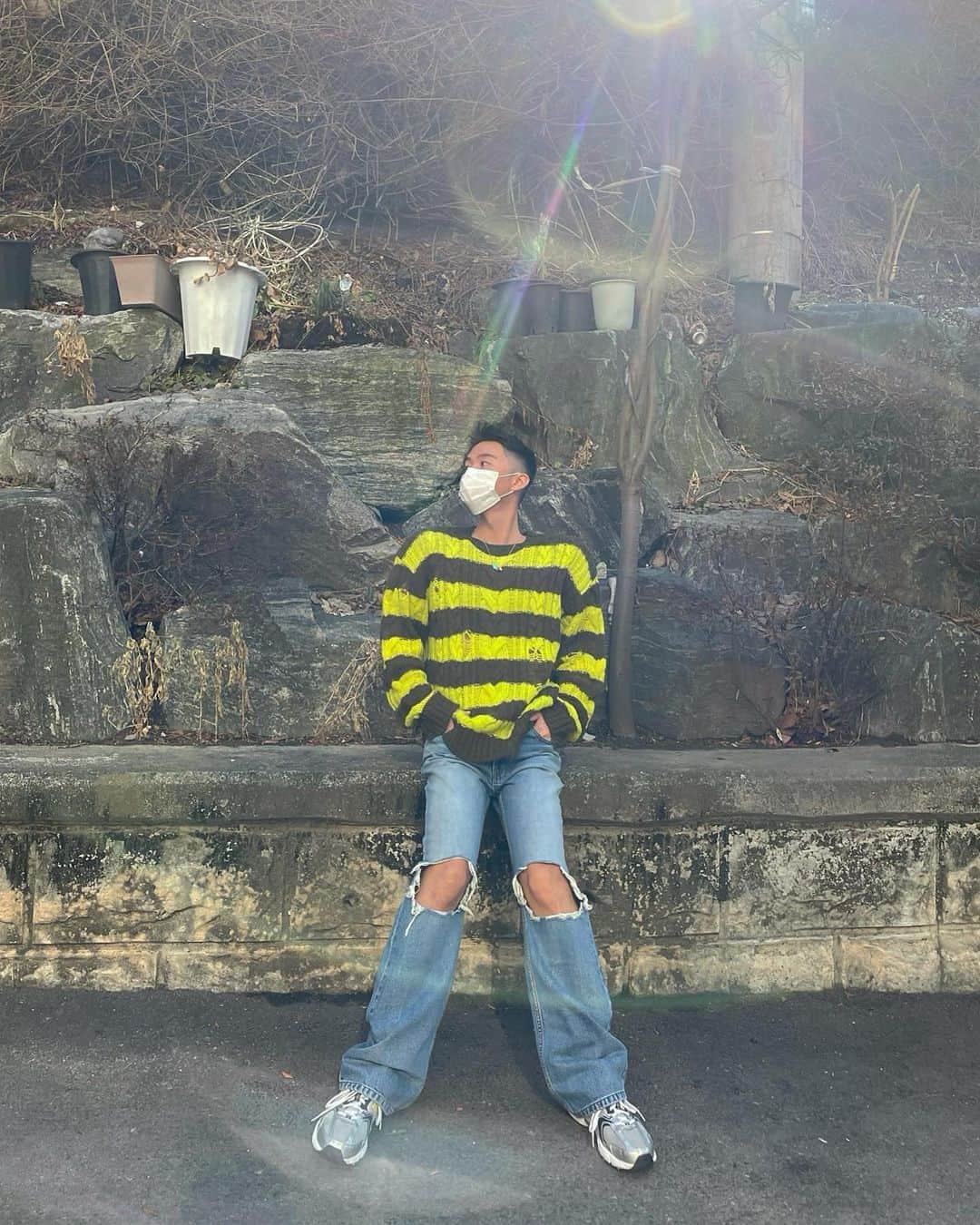 Junyoungさんのインスタグラム写真 - (JunyoungInstagram)「새옷 입고 기분좋아짐 🐝」1月26日 12時42分 - yanggeng88