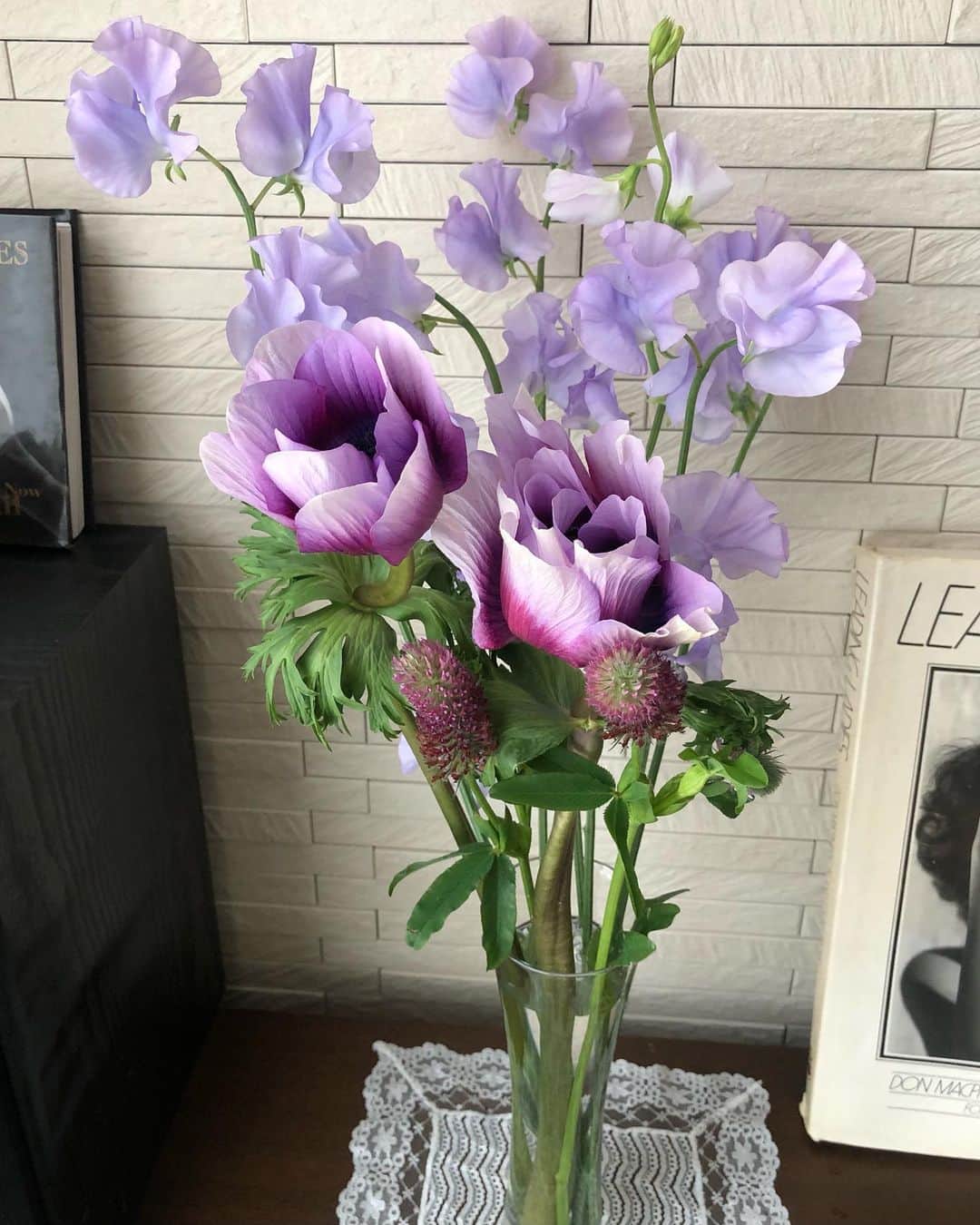 純名里沙さんのインスタグラム写真 - (純名里沙Instagram)「今週気になった色はうす紫✨ ・ スイートピーをポピーと合わせてみました☺️💐 ・ #花 #flowers  #お花のある暮らし  #花は癒し💐 #うす紫 #ポピー #スイートピー」1月26日 12時44分 - risajunna3158