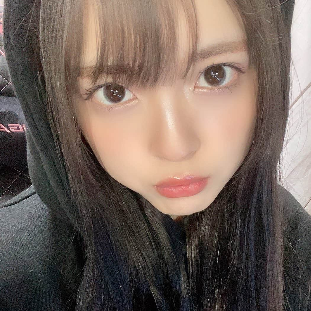 由良朱合さんのインスタグラム写真 - (由良朱合Instagram)「APEX上手く出来なさすぎてこの顔😔   #APEX#ゲーマー女子 #ゲーマー#ゲーム実況#gamingpc  #instagood #instalike #instagram #japanesegirl #gravure#photography #flowers #fff #셀카#뷰티스타그램#셀카그램#좋아요#팔로우 #粉我 #インスタグラビア#portrait#beauty #日本的#性感内衣#性感#内衣#奶#泳衣 #girlsday」1月26日 12時55分 - yura0312akari