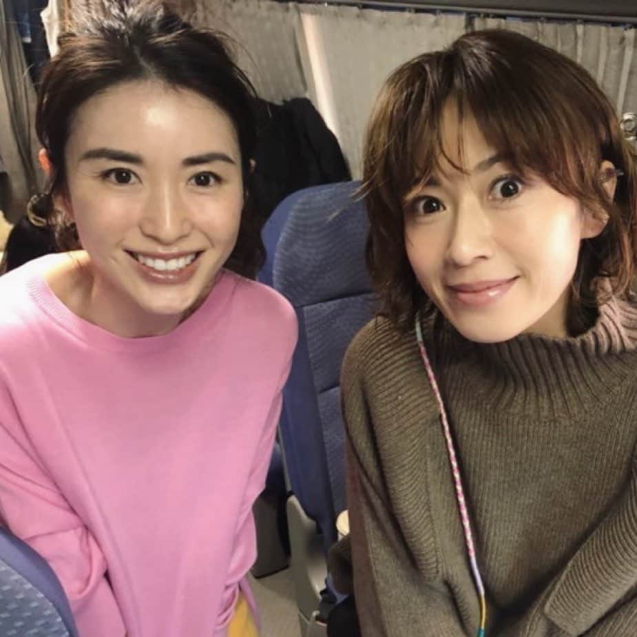 畑野ひろ子のインスタグラム：「@story_love40 撮影で、　@maileavivi ちゃんと会えた😊 こんな時期なので、お話もほとんど出来なかったけど、また落ち着いた頃いろいろ話したいな☺️」