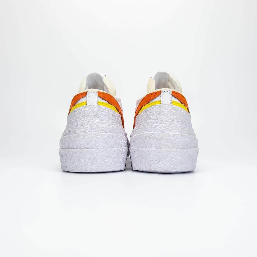 HYPEBEASTさんのインスタグラム写真 - (HYPEBEASTInstagram)「@hypebeastkicks: Here’s a better look at the @sacaiofficial x @nike Blazer Low "Magma Orange" and "Classic Green.” The shoes feature low-top leather uppers marked by stretching overlapped Swooshes at the midfoot and overlays by the lacing. Other details include dual laces, stacked tongues and tongue tags, “NIKE” markings on the heel tabs and cupsoles that extend onto the upper. The release details are yet to be announced, so stay tuned.⁠⠀ Photo: @hanzuying」1月26日 14時02分 - hypebeast