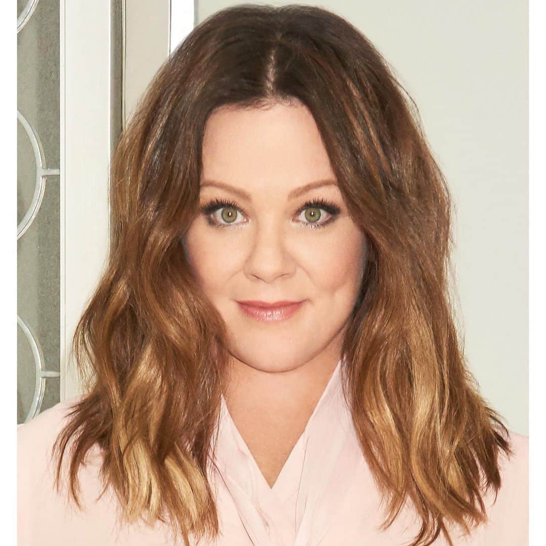 アイナ・ガーテンのインスタグラム：「So excited to be having Zoom cocktails with @melissamccarthy! Does anyone have a question they’d like me to ask her about acting/food/life?  I’ll let you know when our conversation will stream on @discoveryplus Stay tuned!  #fun」