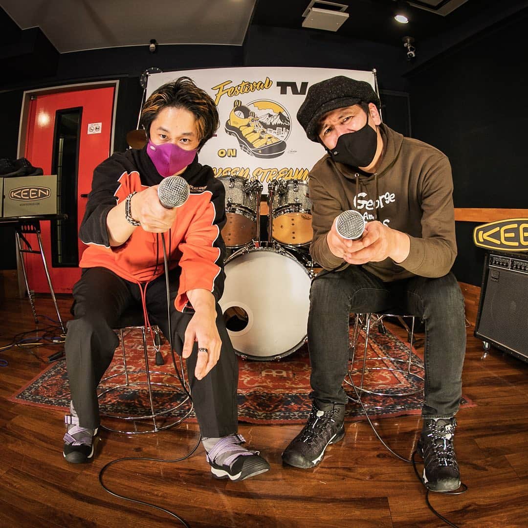 George のインスタグラム：「“GeorgeとGeorge”  久しぶりにお会いできて嬉しかった。 2021年も大変な年になりそうだけど楽しみたい。」