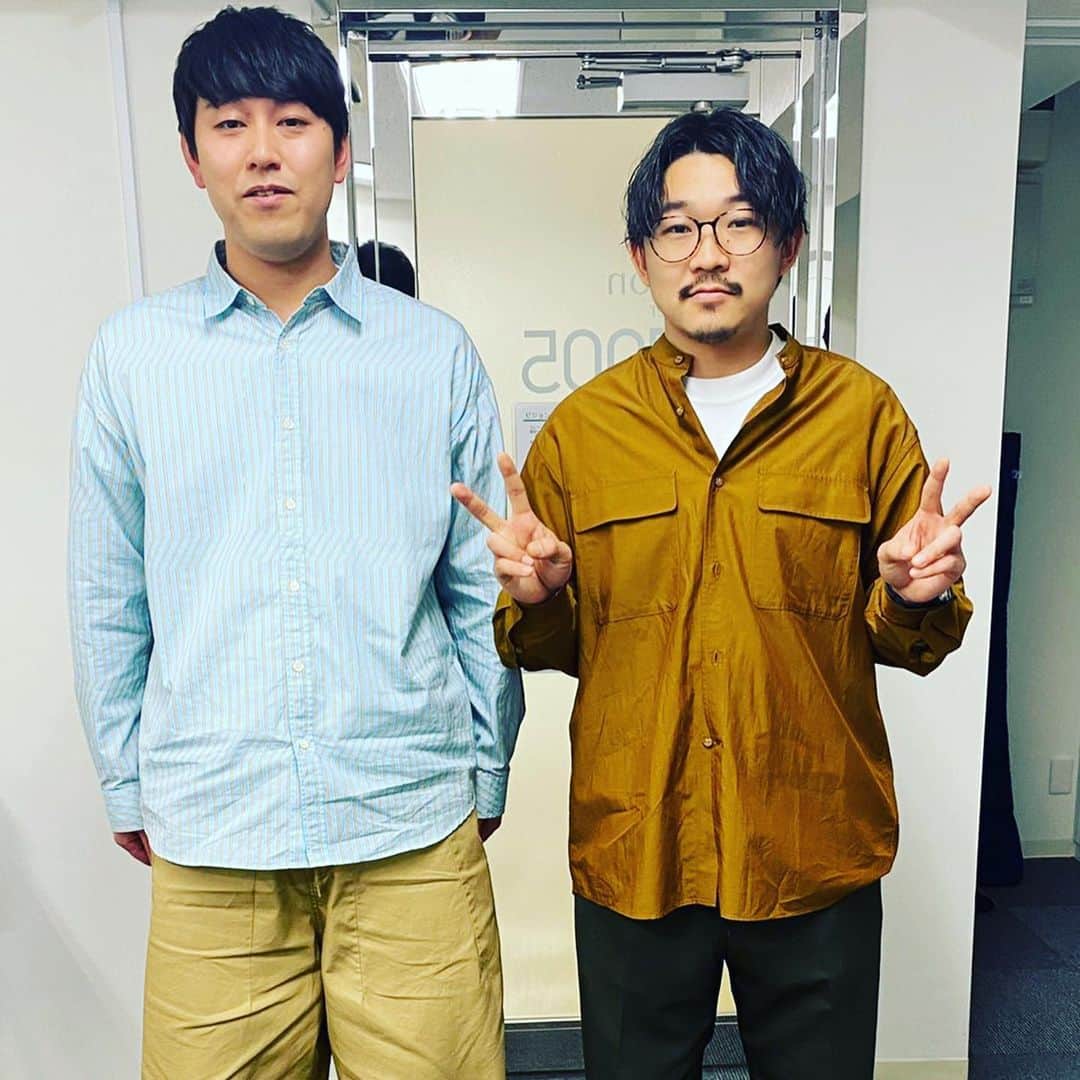 畠中悠のインスタグラム：「スタイリストさんにオシャレにしていただける仕事をしました！ 生地を贅沢に使ったズボンも穿かせていただいて！」