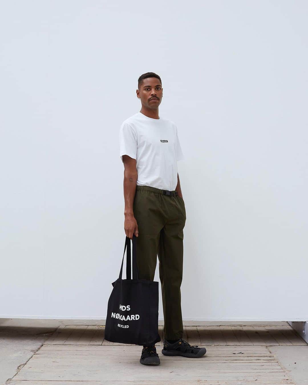 マッツノーガードのインスタグラム：「BOX LOGO TWIN TEE 〰️」
