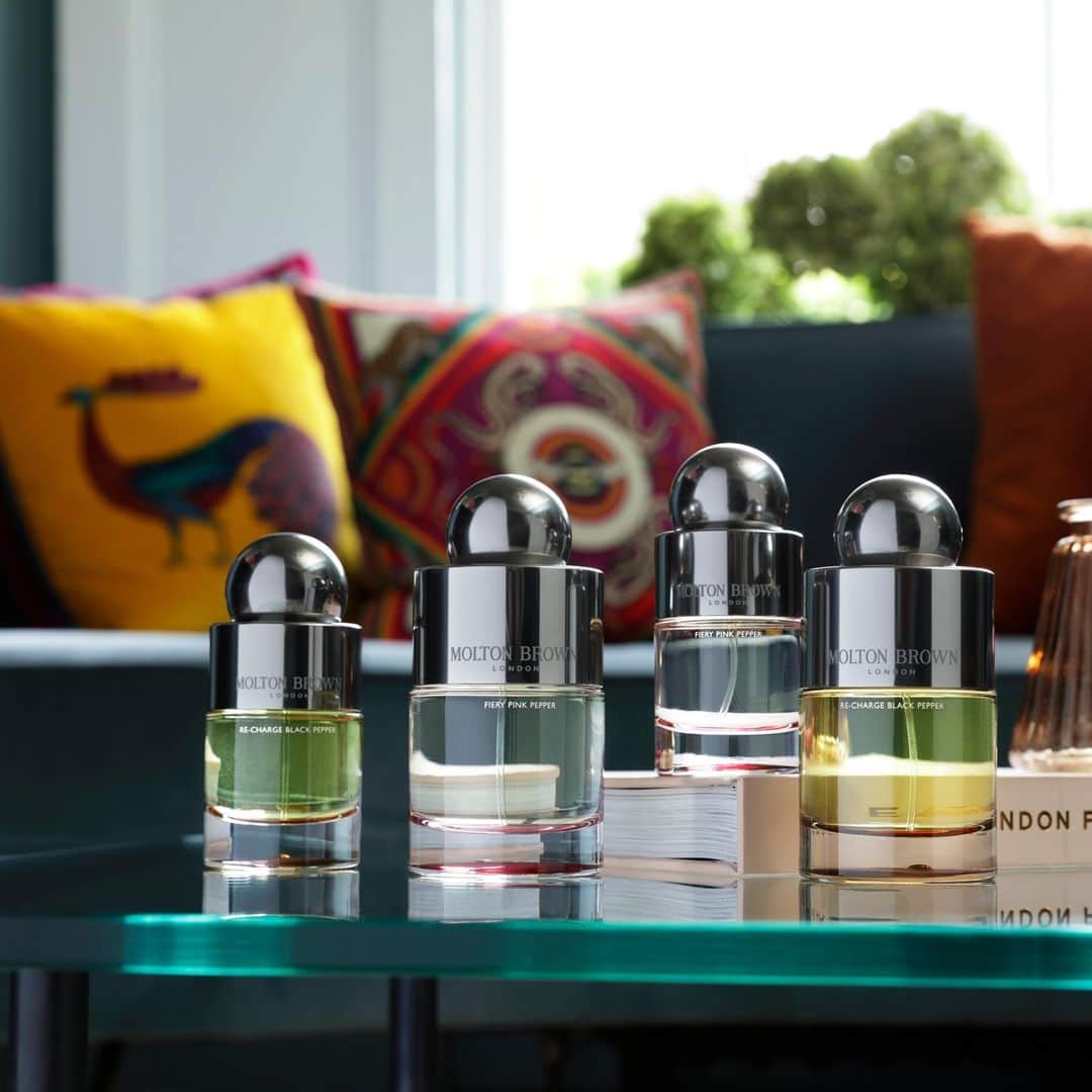 モルトンブラウンのインスタグラム：「We’re proudly progressing our positive luxury commitments with our Fragrance Refill Service. Did you know? Your 100ml Eaux de Parfum and Toilette can be refilled time and time again in selected stores, once they safely reopen.」