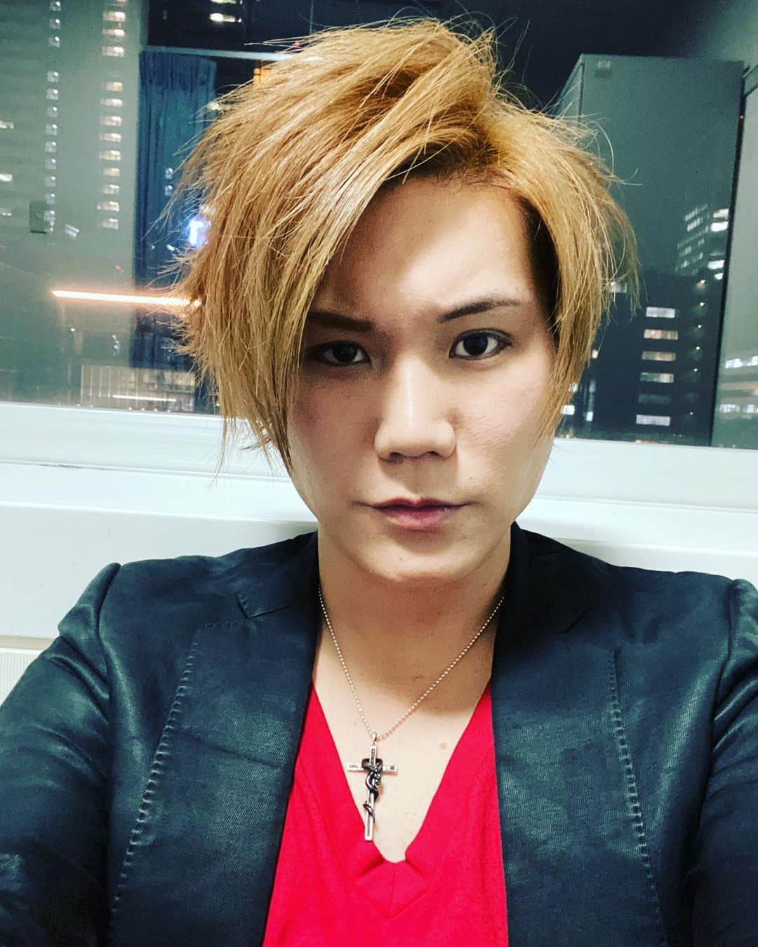 樋渡大輝のインスタグラム：「1日1ナルシスト〜今日の俺〜  本日のナルシスト度94  #1日1ナルシスト #ナルシスト #放課後ハートビート #お笑い #芸人 #吉本」