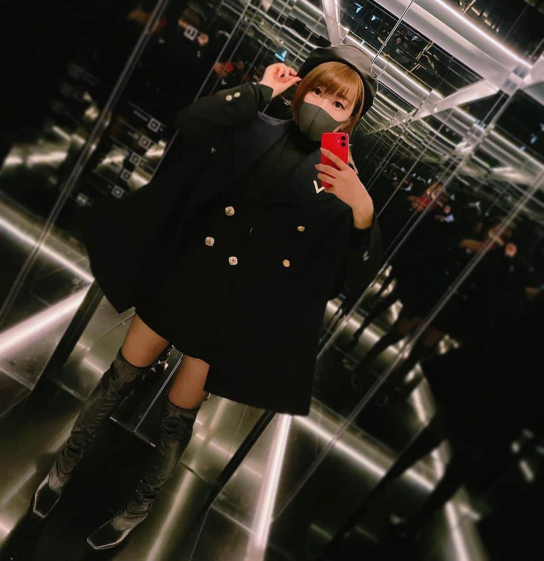 粕谷聡子さんのインスタグラム写真 - (粕谷聡子Instagram)「#ootd #allblackeverything  いつも荷物はポケットにつっこんで、 カバンは持たない派。 #おーざっぱなO型  ____________________________________Satoko_____★*⠀⠀#tokyo #japan #dancer #댄서 #singer #가수 #아티스트 #舞女 #nodancenolife #筋トレ女子 #スポーツ女子 #workout #fitness #fitgirl #abs #japanese #selfie #셀카 #satokokasya #粕谷聡子」1月26日 17時59分 - satokokasuya