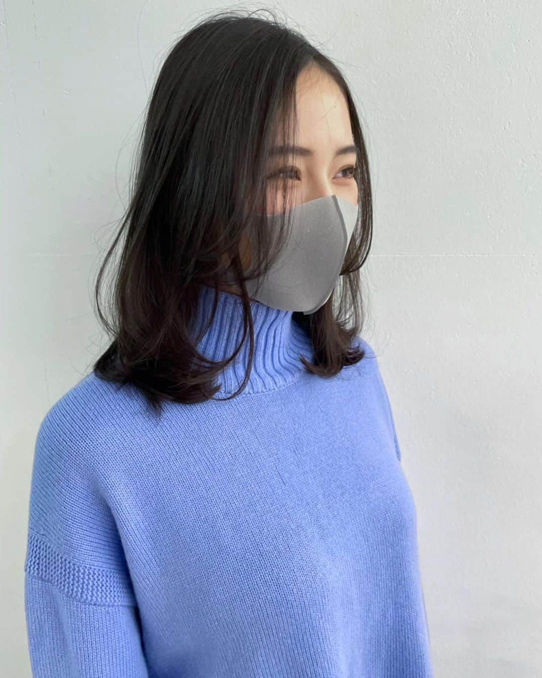 西澤絵理さんのインスタグラム写真 - (西澤絵理Instagram)「. まだまだお家時間ばかりですが、 ちょっとだけ前髪を切って気分転換😉💓 たまにの外出が楽しみになる🌻  髪の毛は染めたくなるけど、 ずーっと染めず楽ちんです🤍」1月26日 18時03分 - eriyogacat