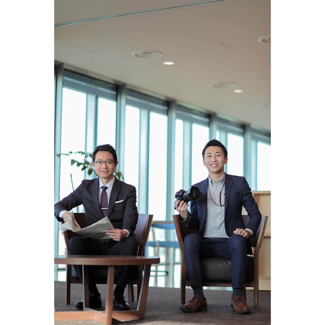 のインスタグラム：「【ポトレ企画 4人目】 きょうは明大さん。 表情のON/OFFにご注目。  >>>>>>>>>>>>>>>>>>>>>> そのほかの写真は ▶︎アナ公式 @ytvana_official  のアカウントでご覧いただけます！ <<<<<<<<<<<<<<<<<<<<<<  #ytv #読売テレビ #アナウンサー  #photography #photo #5dmarkiv  #portraitphotography #portrait  #東京カメラ部 #ポートレート  #すまたん #ニュース #解説」