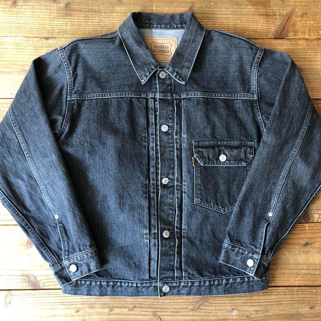 のインスタグラム：「Standard California Denim Jacket S996.  #スタンダードカリフォルニア #denim #デニム #denimjacket  #デニムジャケット #vintagewash #ヴィンテージウォッシュ #fashion #ファッション　 #internationalshipping  #overseashipping」