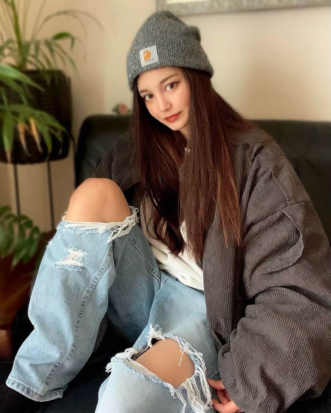 サントス飛鳥のインスタグラム：「冬のストリートコーデは オーバーサイズに限るナ👕😉 #ストリートファッション #ストリート系女子 #selfie #like #instagood #ootd #fashion #style #셀카 #셀스타그램 #얼스타그램 #소통해요 #我 #自拍#粉我 #时装 #jk #高校生 #selfiegram #02」
