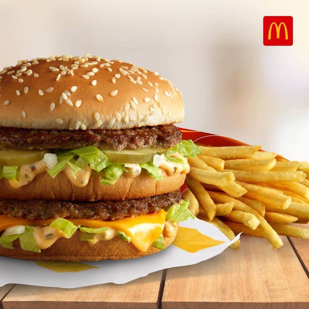 のインスタグラム：「📣 foodpanda Promo Alert: Get your McDonald’s fix for half the price until 11:59PM today, January 26, 2021! Maximum discount is ₱99.00.  Have your McDo favorites delivered now via foodpanda. 😋」