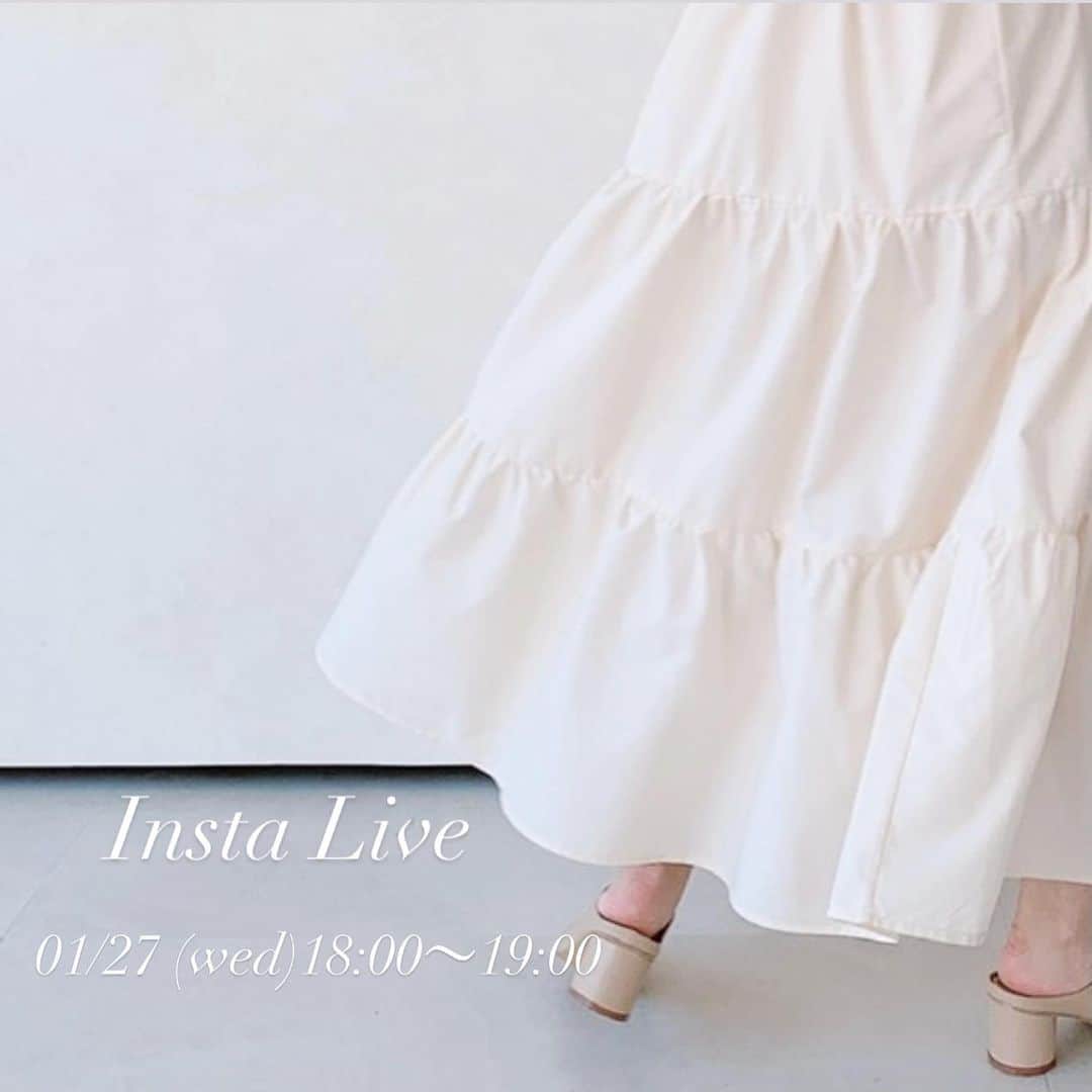 Vannie Officialのインスタグラム：「明日1/27 (WED) 18:00〜19:00 INSTA LIVE ☑️   20日に発売された新作アイテムを ご紹介いたします☺︎  ◻️ウエストギャザーミニシャツブラウス ◻️センターステッチラインカラースラックスパンツ ◻️センタープレスカラースラックスパンツ ◻️チラロゴロンT ◻️しわしわシアーTOPS ◻️マルチWAYメッシュニット ◻️マルチWAYセットティアードワンピース  (他のアイテムをご紹介しているインスタライブはIGTVにございます☺︎)   @nono__vu 149cm @rena_yoshitsugu 155cm あーちゃん　164cm  今回は高身長のスタッフも含めての インスタライブとなっております！  是非ご視聴ください◎  #vannie_u#ヴァニーユー #ZOZOでしか買えない⠀⠀   お問い合わせはDMまでご連絡ください☺︎」