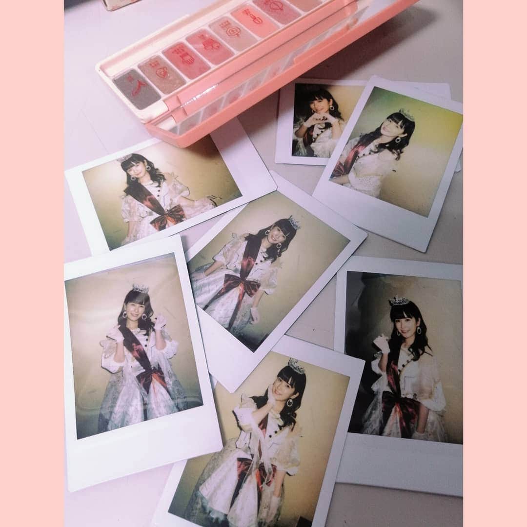のインスタグラム：「🎀🎁❤️ #ラッピングバージョン #プレゼントはわたし#なやつです#ふふふふ  * * * #チェキのある生活#推しのいる生活#チェキ部#置き画倶楽部#置き画#自撮り #放課後プリンセス#道重佐保 #アイドル#idol#costume#pink#fpy#좋아요반사#좋아요그램#좋아요환영#좋아요테러#좋아요꾹#偶像#赞#粉#我的最愛#約拍」